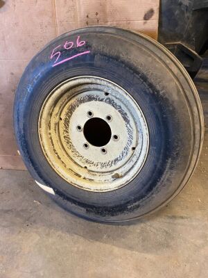 9.5L-15SL tire