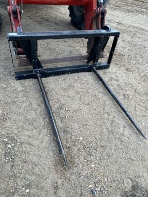*HLA 2-prong bale fork