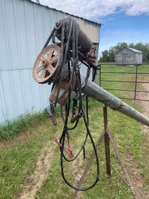 *Approx 4”X11’ pencil auger w/electric generator and stand