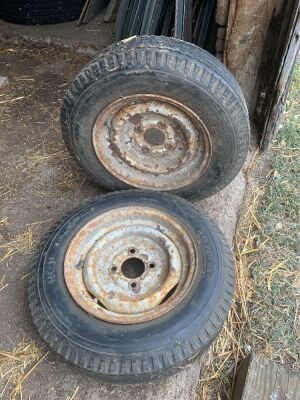 *530-12 Electra trailer tire with 4-bolt rim