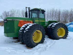 1984 JD 8850 4wd 370hp tractor (engine is seized, just powered down)