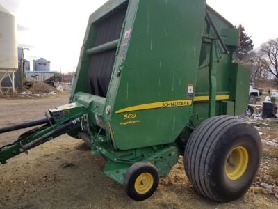 2015 JD 569 Mega Wide Plus rd Baler