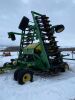 42' JD 1690 Soybean planter - 8