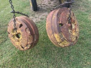 *wheel weights off 4020 JD tractor