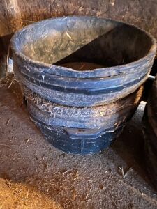 5gal rubber feed tub