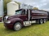 *2006 Freightliner Columbia t/a grain truck - 2