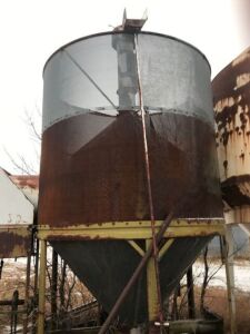 *Grain Chief 250 bushel batch dryer