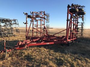 *40' CaseIH 4900 Vibra tille