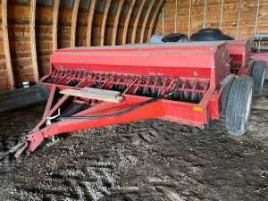 *1980 24ft IH 5100 DD seed drills