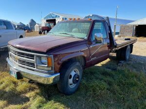 *2000 Chev 3500 2WD Dually Truck
