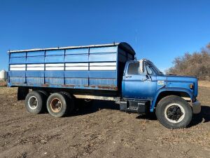 *1977 GMC 6500 T/A Grain Truck